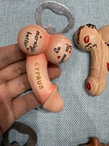 Aimant de réfrigérateur en résine bon marché <span class=keywords><strong>personnalisé</strong></span> promotionnel métal Souvenir Sexy Design Aimants avec ouvre-bouteille pour réfrigérateur - Product Image 4