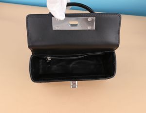 Sac bandoulière compact en cuir de crocodile, best-seller, stock d'usine disponible pour la vente en gros directe - Product Image 2