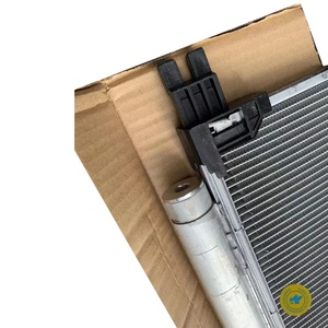 Condenseur de climatisation 16400-51050 pour Nissan Pickup JUN125 - Product Image 6