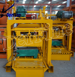 Giá thấp nhất QT4-40 bán tự động Khóa liên động hallow lát xi măng khối máy đúc quy mô nhỏ Máy làm gạch - Product Image 5