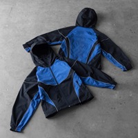 Ensemble de survêtement streetwear réfléchissant avec bandes, coupe-vent en nylon froissé et pantalon de jogging