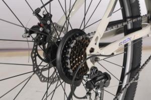Bicicleta de Montaña de Acero de 26 Pulgadas, 21 Velocidades, Frenos de Disco, Suspensión Delantera, Ruedas de Aleación de Aluminio, Bicicleta de Carretera MTB para Adultos, Precio de Fábrica - Product Image 6