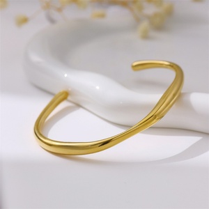 Wholesale <b>Titanium</b> INS Stainless Steel High-end Jewelry Chunky square Irregularity Open Bracelet - Product Image 2