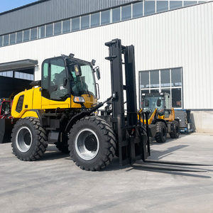 Chariot élévateur diesel 4 roues avec moteur japonais certifié CE EPA pour entrepôt, port, ferme, chariot élévateur tout-terrain 4 tonnes, 5 tonnes, 6 tonnes à vendre - Product Image 1