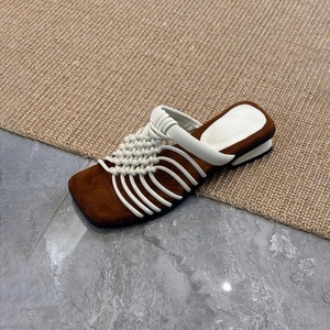 Sandales d'été bohèmes en cuir tressé pour femmes, talon carré, antidérapantes, résistantes à l'usure, mode décontractée, vente en gros, chaussures d'extérieur - Product Image 5