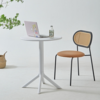 Table à manger en plastique domestique nordique petite Table ronde creuse portable Table basse extérieure