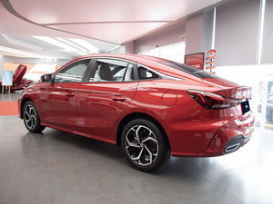 Nuevo Auto Geely 5 de la <span class=keywords><strong>Marca</strong></span> <span class=keywords><strong>MG</strong></span> SAIC 2025, Serie de Exportación al por Mayor, Automóvil Sedán de Gasolina, Vehículo de Calidad - Product Image 5