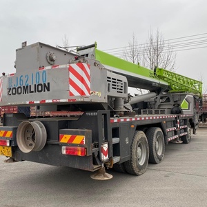 Grue sur camion hydraulique Zoomlion ZTC250E552 de 25 tonnes, flèche principale à 5 sections, hauteur de levage de 41,6 m, à vendre - Product Image 3