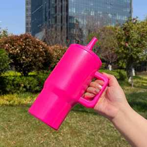 Gobelet isotherme en acier inoxydable de 20 oz avec paille rabattable, anti-fuite, poignée et design macaron, pour enfants, isolation thermique de 6 à 12 heures - Product Image 4