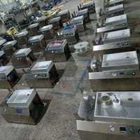 Machine automatique d'emballage de peau sous vide machine à sceller les plateaux de restauration rapide machine d'emballage sous vide de viande fraîche pack de peau de poisson