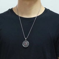 Nouveau Design Acier Inoxydable Symbole Slave Païen Soleil Roue Collier Pierre Rouge Amulette Pendentif Pour Hommes