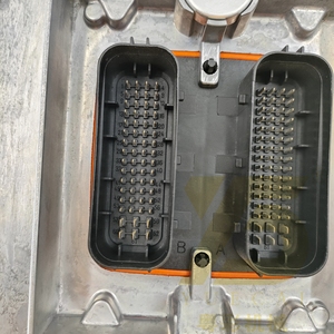 Nouvelle unité de commande moteur 20561256 VOE20561256 P03 ECM pour excavatrice D12, pièces de rechange avec garantie de 3 ans, origine Chine - Product Image 3