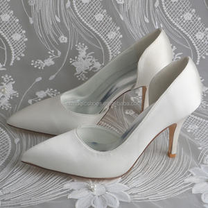Personnalisé 8.5CM talon bout pointu chaussures de <span class=keywords><strong>mariage</strong></span> pour la mariée chaton talon <span class=keywords><strong>ivoire</strong></span> dames pompes - Product Image 1