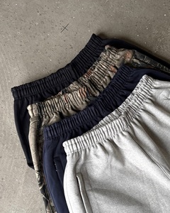 กางเกงขาสั้นแนวสตรีทผ้าฝ้ายผ้าเทอร์รี่สไตล์วินเทจสำหรับผู้ชายกางเกงขาสั้นลายพรางสีทึบลายต้นไม้แท้ออกแบบได้ตามต้องการ - Product Image 4