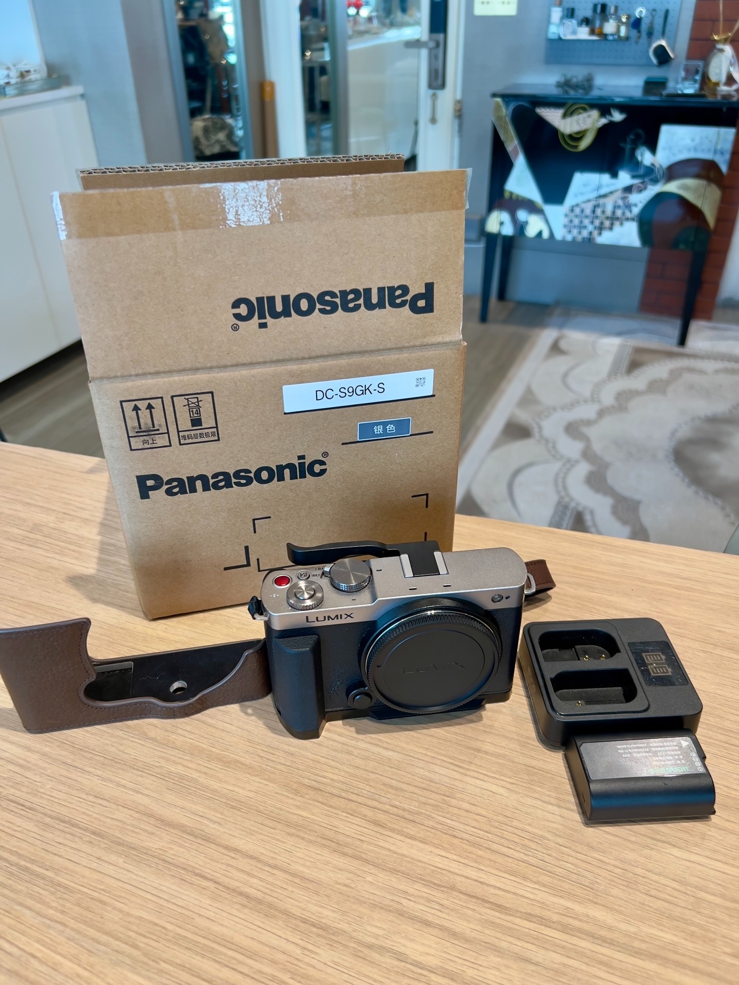 digital full frame camera panasonic