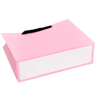 Sac en papier de luxe avec logo personnalisé pour le design de marque privée pour les vêtements chaussures bougies emballage pour achats et boutiques de détail