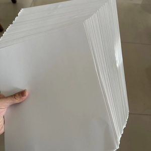 Cartulinas de 120 g/m² a 250 g/m² para Impresión y Embalaje - Product Image 4