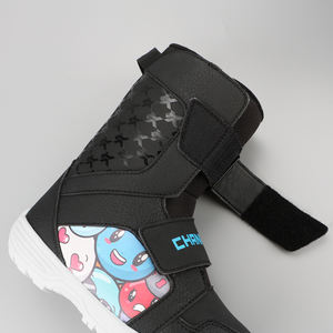 <span class=keywords><strong>Scarponi</strong></span> <span class=keywords><strong>da</strong></span> snowboard Junior <span class=keywords><strong>per</strong></span> l'inverno all'aperto giocoso snowboard attrezzature all'ingrosso prezzo a buon mercato ciaspole alta protezione bambini stivali - Product Image 2