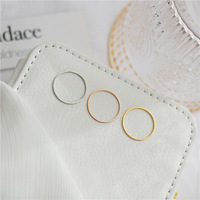 Meistverkaufte Damen 0,5mm Schlichte Goldringe Größe 3-10 Stapelringe Mädchen Schlichte Dünne Silber/Gold Edelstahl Wasserdichte Ringe