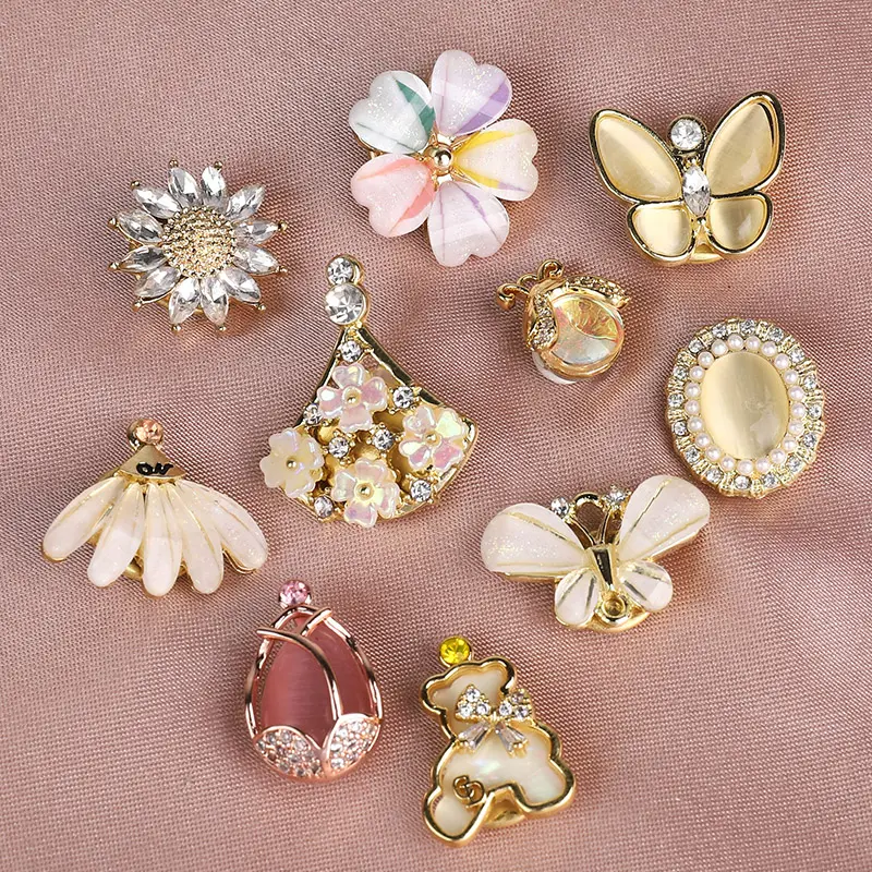 Hot Sale new non-marking collar high-grade brooch does not hurt clothes, sewing-free magnet button buttons