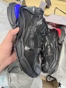Zapatillas Deportivas de Diseño Personalizado con Suela Gruesa, Nuevas Zapatillas Deportivas con Luces LED, Zapatillas para Hombre, Zapatillas para Mujer, Zapatillas de Lujo - Product Image 1