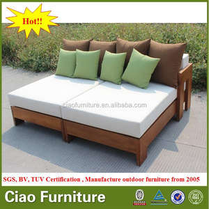 Chaise longue <span class=keywords><strong>de</strong></span> <span class=keywords><strong>jardin</strong></span> en bois <span class=keywords><strong>de</strong></span> teck durable avec bras Lit <span class=keywords><strong>de</strong></span> <span class=keywords><strong>salon</strong></span> <span class=keywords><strong>de</strong></span> piscine en bois Lit <span class=keywords><strong>de</strong></span> soleil pour deux personnes Plage Lit <span class=keywords><strong>de</strong></span> jour extérieur avec <span class=keywords><strong>coussin</strong></span> - Product Image 4