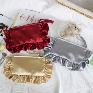 Cosmetische tas van satijn met ruches en handvat, draagbare make-up-<span class=keywords><strong>organizer</strong></span> in effen kleur voor dames, reisopbergtas - Product Image 1