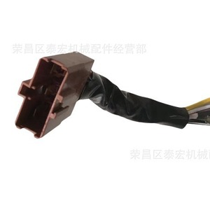 สวิตช์จุดระเบิด 81810 สำหรับรถแทรกเตอร์ วัสดุโลหะผสม พร้อมกุญแจและชุดสายไฟ - Product Image 4