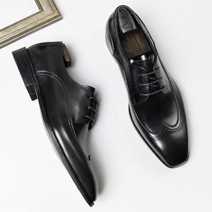 Chaussures d'affaires haut de gamme en cuir véritable souple, style Oxford décontracté et formel, semelle plate antidérapante, lacets, chaussures pour hommes tendance - Product Image 1