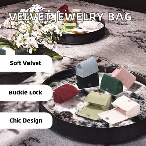 Pochette carrée en velours avec cordon de serrage pour bijoux, idéale pour l'emballage cadeau et les boîtes à bijoux – Direct Usine - Product Image 2