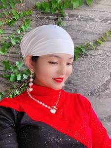 ผ้าคลุมศีรษะแบบปรับได้สำหรับผู้หญิงมุสลิม สีพื้นเรียบง่าย สวมใส่สบาย พร้อมหมวกซับในและฐานผ้าไหมโมดอล - Product Image 6