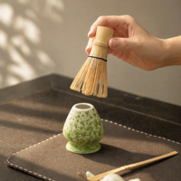 Ensemble de cérémonie du thé Matcha avec fouet en bambou naturel, bol en céramique et boîte cadeau pour la vente en gros