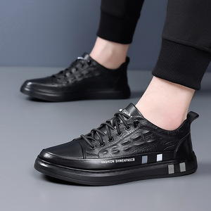 รองเท้าหนังลำลองผู้ชาย ส้นเตี้ย พื้นยาง แฟชั่นทันสมัย สไตล์เดินเล่นสบายๆ - Product Image 4