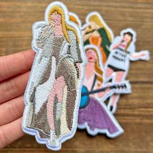 Patch brodé créatif thermocollant de chanteur populaire pour décoration DIY - Product Image 2