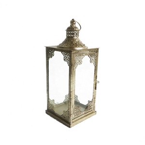 Set di 3 <span class=keywords><strong>Portacandele</strong></span> e Lanterne in Metallo Dorato Antico Marocchino con Stampa Personalizzabile per Decorazione Casa e Uso Votivo - Product Image 5