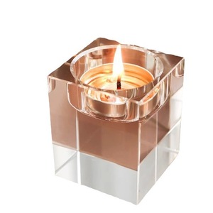 Honneur de <span class=keywords><strong>cristal</strong></span> pièce maîtresse transparente bougeoir <span class=keywords><strong>cristal</strong></span> Lucite Table <span class=keywords><strong>chandelier</strong></span> pour <span class=keywords><strong>d</strong></span>écor de fête de mariage - Product Image 5