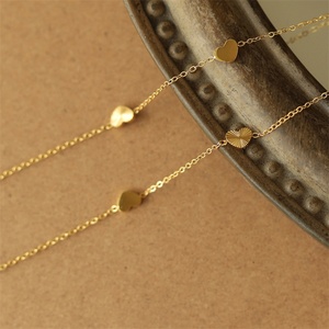 Collar de Cadena con Eslabones de Acero Inoxidable Chapado en Oro con Colgante de Corazón, Joyería Popular - Product Image 2