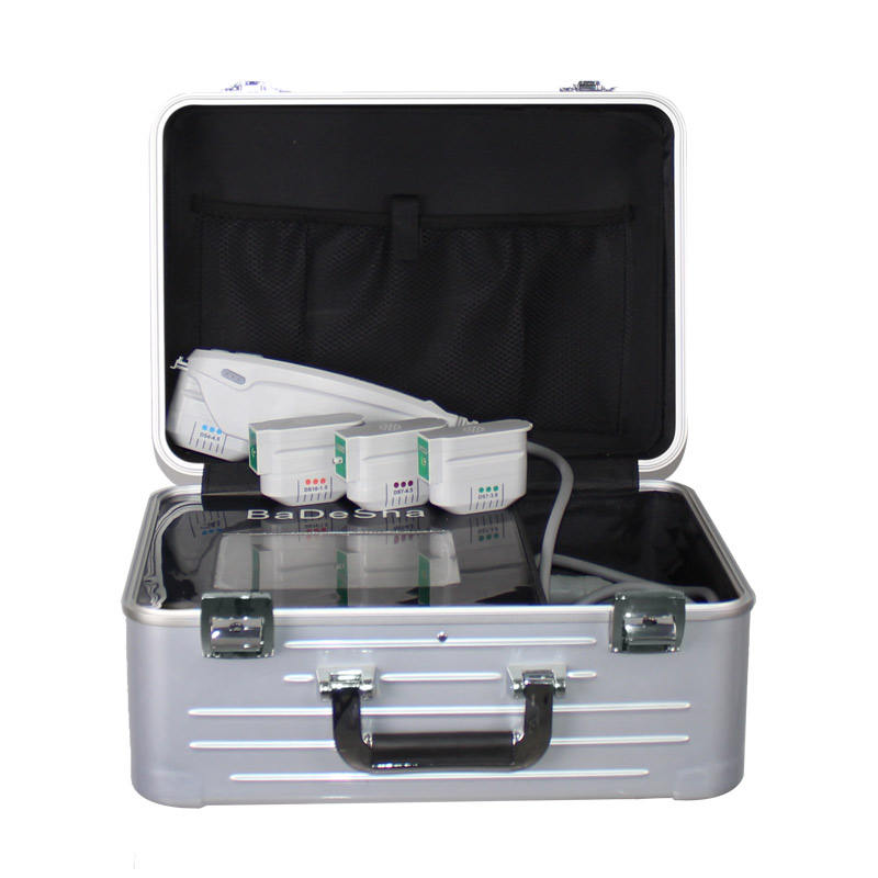 blanc + 4 têtes de lame (1,5+3,0+4,5*2)