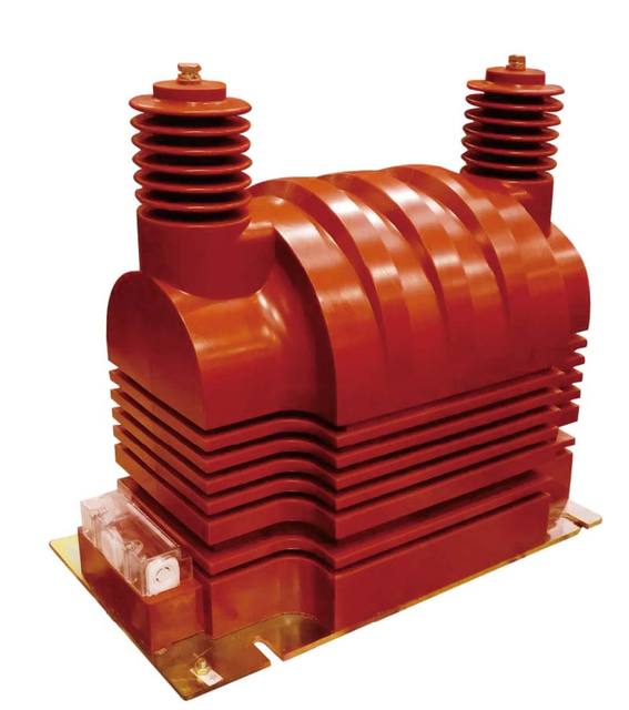 35kV Outdoor High Voltage Transformer Single Phase 50/60Hz Frequency Compatibility 10kV Output