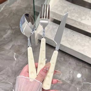 Ensemble de 3 pièces de luxe léger (couteau/fourchette/cuillère), cuillères à dessert mignonnes pour le fromage, couverts à steak en acier inoxydable - Product Image 4