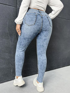 <span class=keywords><strong>Jeans</strong></span> Skinny Strappati da <span class=keywords><strong>Donna</strong></span> Taglie Forti a Vita Media in Denim Elasticizzato Effetto Usurato con Dettagli Strappati Poliestere/Cotone - Product Image 5