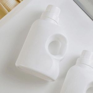 Botella de plástico <span class=keywords><strong>vacía</strong></span> de 1 litro al mejor precio del fabricante para detergente para ropa, bomba de envasado, cantidad a granel disponible - Product Image 2