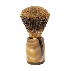 Pinceau à raser en corne de buffle imperméable de qualité supérieure, fait main, poils de blaireau premium, style animal poli, artisanat naturel - Product Image 1