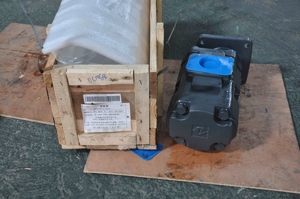 11C1068 JHP2100/GJ1016 Pompe de direction hydraulique ASSY pour chargeuses et engins de construction – Ensemble complet de pièces - Product Image 2