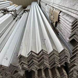 Barre d'angle en acier au carbone Q235 Q355 ASTM, profilé en angle, <span class=keywords><strong>80x80</strong></span> 70x70x5 63x63x6, laminé à chaud, 3m, perforé - Product Image 3