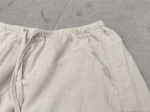 <span class=keywords><strong>Pantaloni</strong></span> Capri da Donna 100% <span class=keywords><strong>Lino</strong></span>, Vita Alta, Gamba Larga Plissettata, Colore <span class=keywords><strong>Lino</strong></span> Naturale, Vestibilità Ampia, Abbigliamento Estivo Casual - Product Image 6