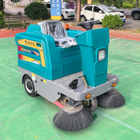 Balayeuse autoportée électrique à batterie 1800W 48V pour routes et sols