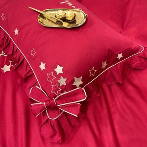 מיטת 100% כותנה אורגנית יוקרתית להגדיר רקמה חתונה אדומה עם צורת לב 400tc סט 4 חלקים מלונות - Product Image 5