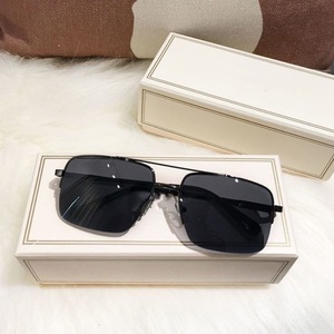 Stylish <b>Square</b> Full Rim Metal Gold Frame UV400 <b>Sunglasses</b> 2024 Luxury Unisex Gradient Lenses - Product Image 3
