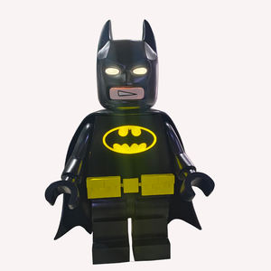 Escultura de <span class=keywords><strong>Batman</strong></span> de Resina Grande Personalizada de Fábrica con Luz LED, Forma Personalizada para Decoración del Hogar y Exhibición de Personajes de TV/Películas - Product Image 1